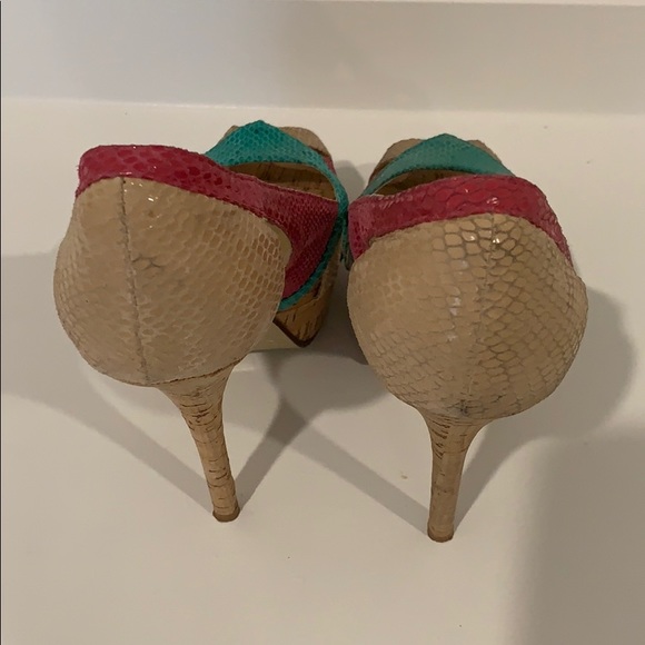 Bakers Peep Toe Pumps - Picture 6 of 16